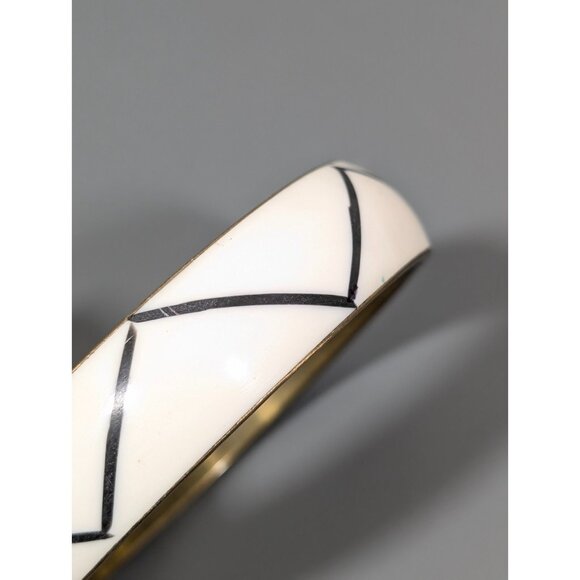 Vintage Brass Black White Zig Zag Inlay Bangle Bracelet Tribal Boho 8 in - Picture 5 of 11